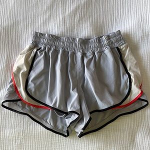 lululemon light grey shorts w/ liner